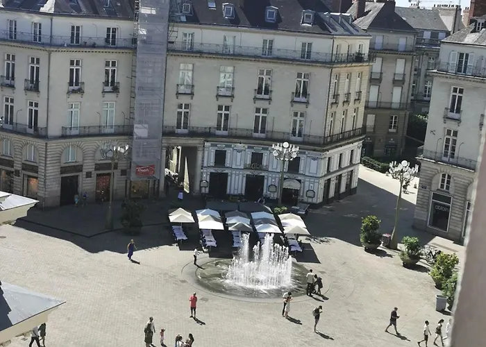 Διαμέρισμα Magnifique Avec Vue Sur Les Toits Du Theatre Graslin Et La Place *