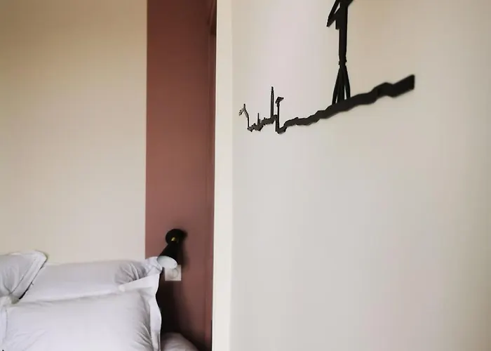 Magnifique Avec Vue Sur Les Toits Du Theatre Graslin Et La Place Ναντ